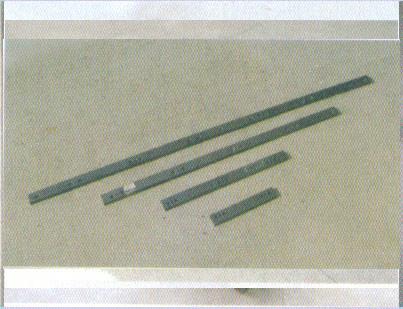 供應(yīng)福格勒攤鋪機(jī)S2500耐磨條質(zhì)量合格