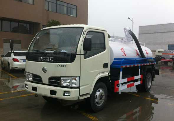 供應(yīng)四川抽糞車小型吸糞車