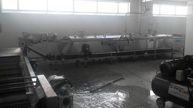 瓶裝醬黃瓜巴氏殺菌機圖片