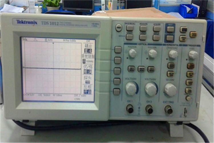 TDS1012示波器图片