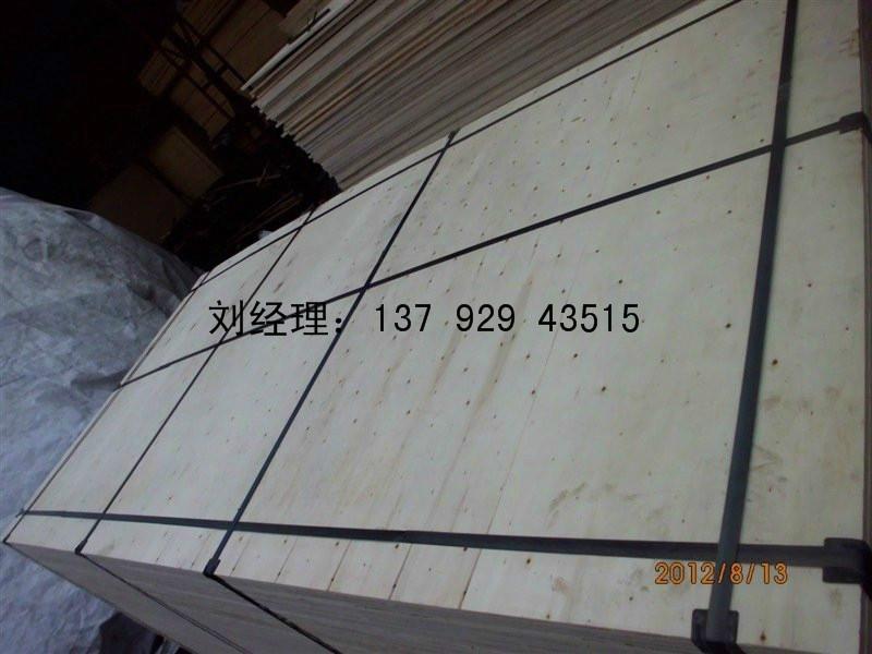 膠合板廠家批發(fā)18mm膠合板建筑模板一次成型楊木全整芯多層板
