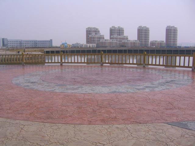 供應(yīng)翼石壓花地坪藝術(shù)地坪景觀地坪混泥土地坪（廠家包工包料）