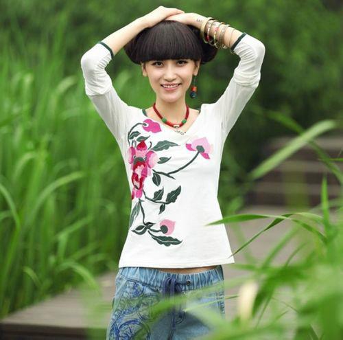 供應(yīng)工廠尾貨服裝外貿(mào)雜款女裝一級貨源