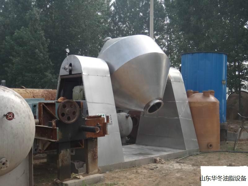 雙錐回轉(zhuǎn)真空干燥機圖片/雙錐回轉(zhuǎn)真空干燥機樣板圖 (2)