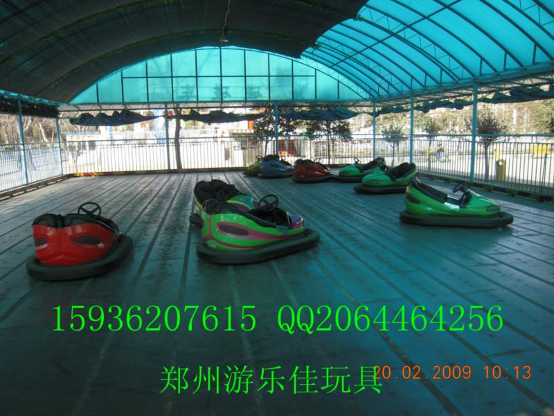 供應(yīng)廠家直銷超級(jí)咪咪碰碰車 雙人兒童玩具電瓶車 智能廣場(chǎng)公園游樂(lè)車